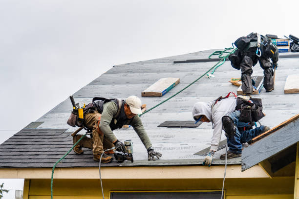Professional Gutter Installation technician working in Snoqualmie, WA